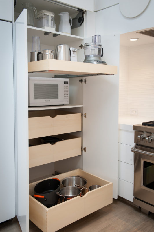 Tall pantry cabinet with deals pull out drawers