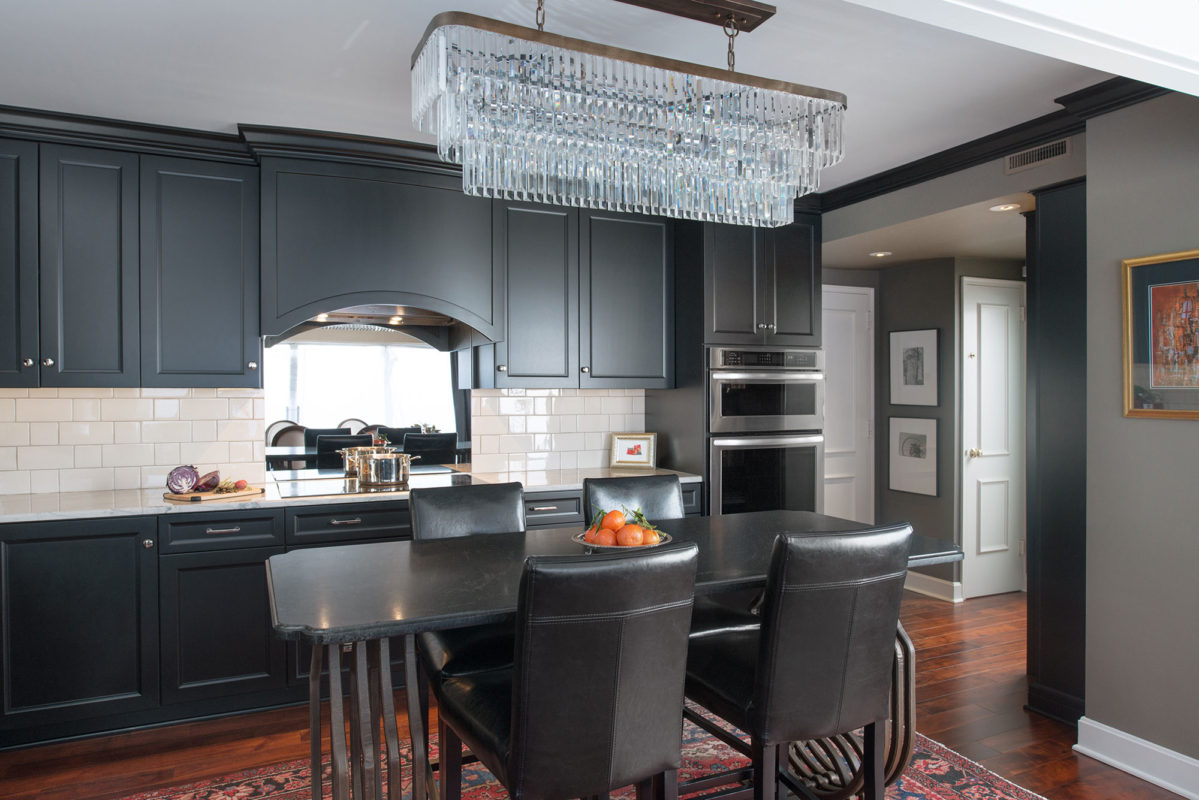 Painted Black Transitional Style Kitchen
