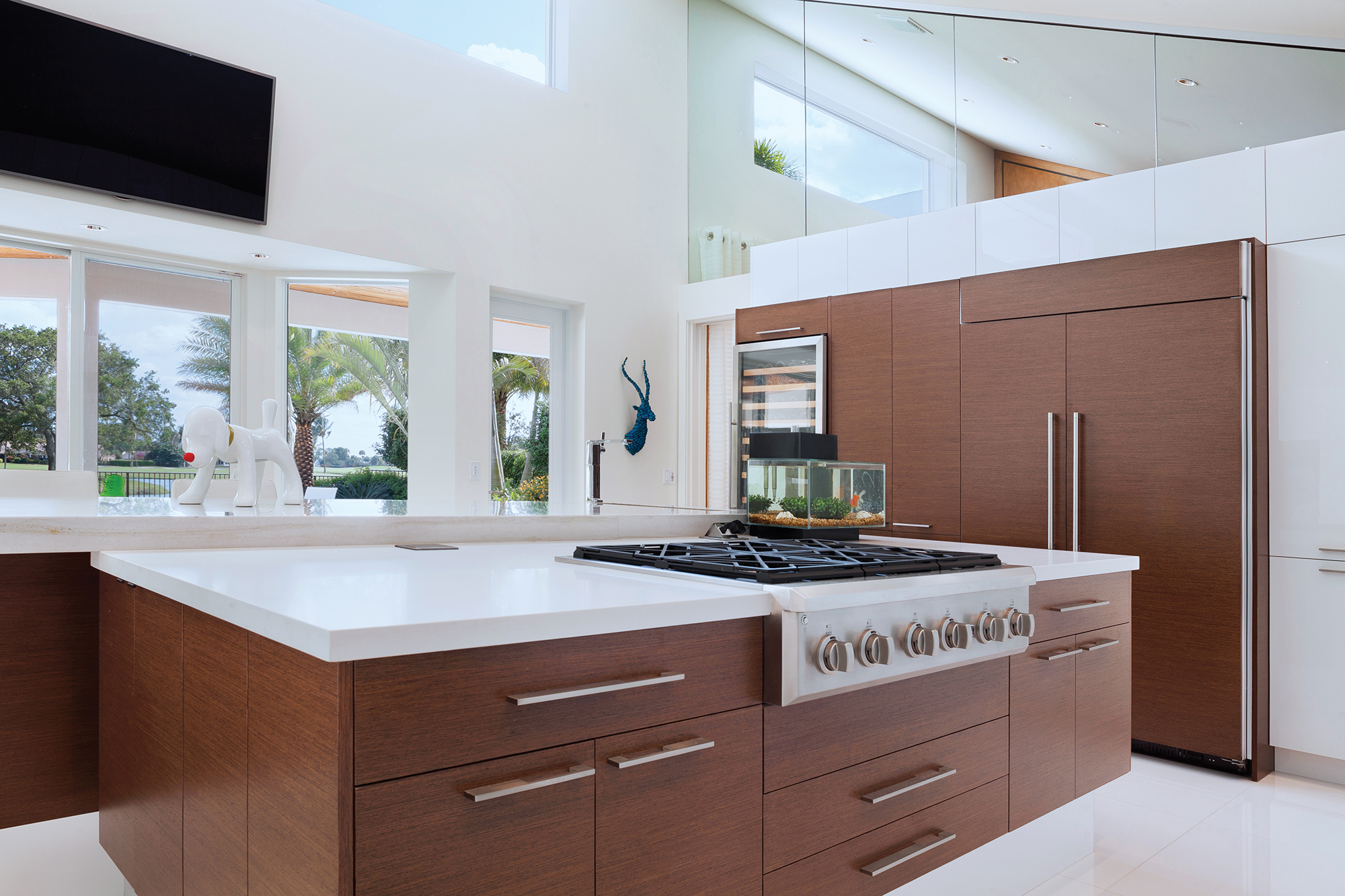 Two-Toned Modern Kitchen Cabinets - Crystal Cabinets