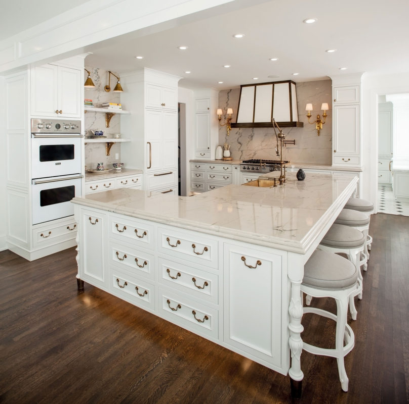 White Inset Kitchen with Gold Brass Accents