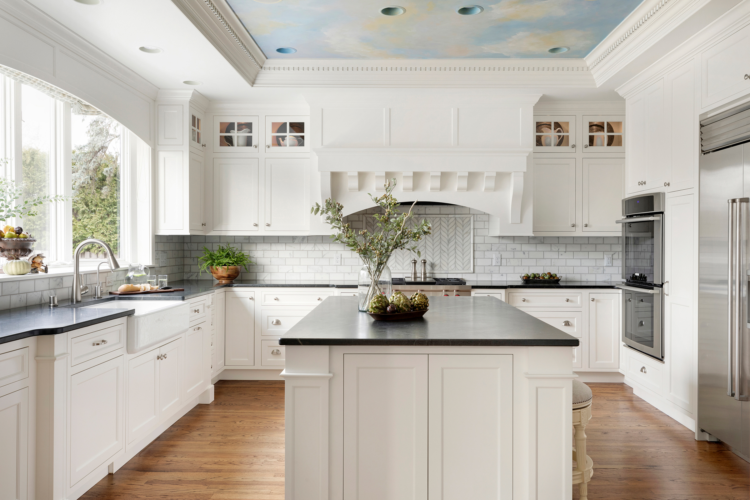 Kitchen Design Cabinets to Ceiling 