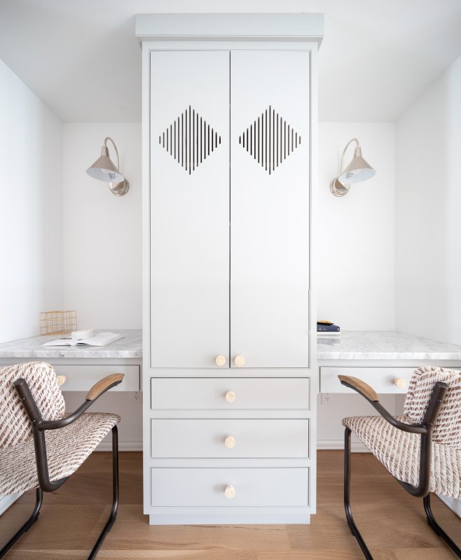 Mid Century Modern Gourmet Kitchen - Crystal Cabinets